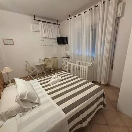 Casa Versilia 2* Marina di Massa